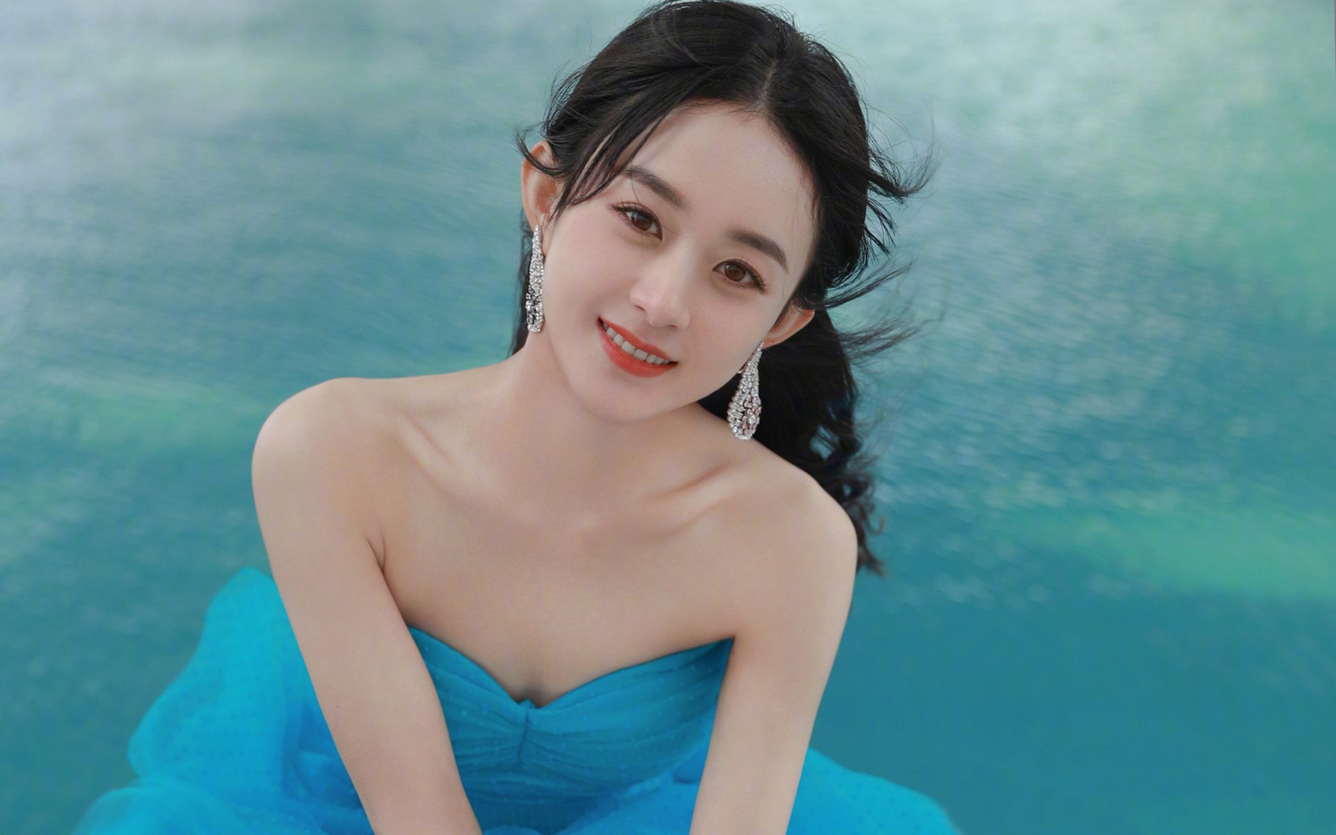 开云体育官网下载-塞维利亚前场组织严密打出高效节奏,塞维利亚阵容2020主力阵容