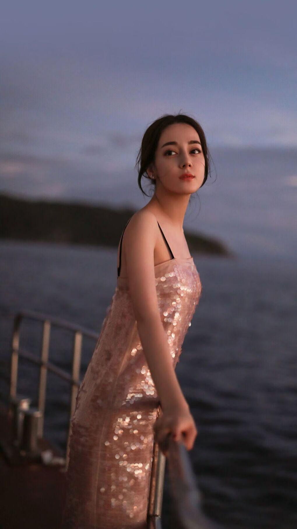 开云体育app-英超冠军的最后一搏:悬念持续升级!,英超最后一名能拿多少转播钱